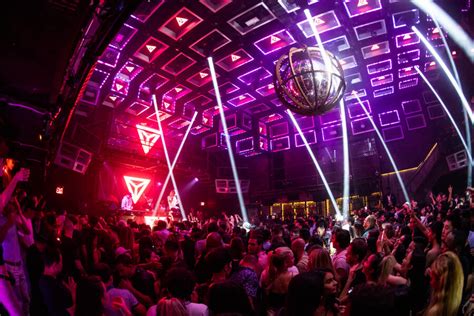 biggest clubs in nyc|popular nightclubs in new york.